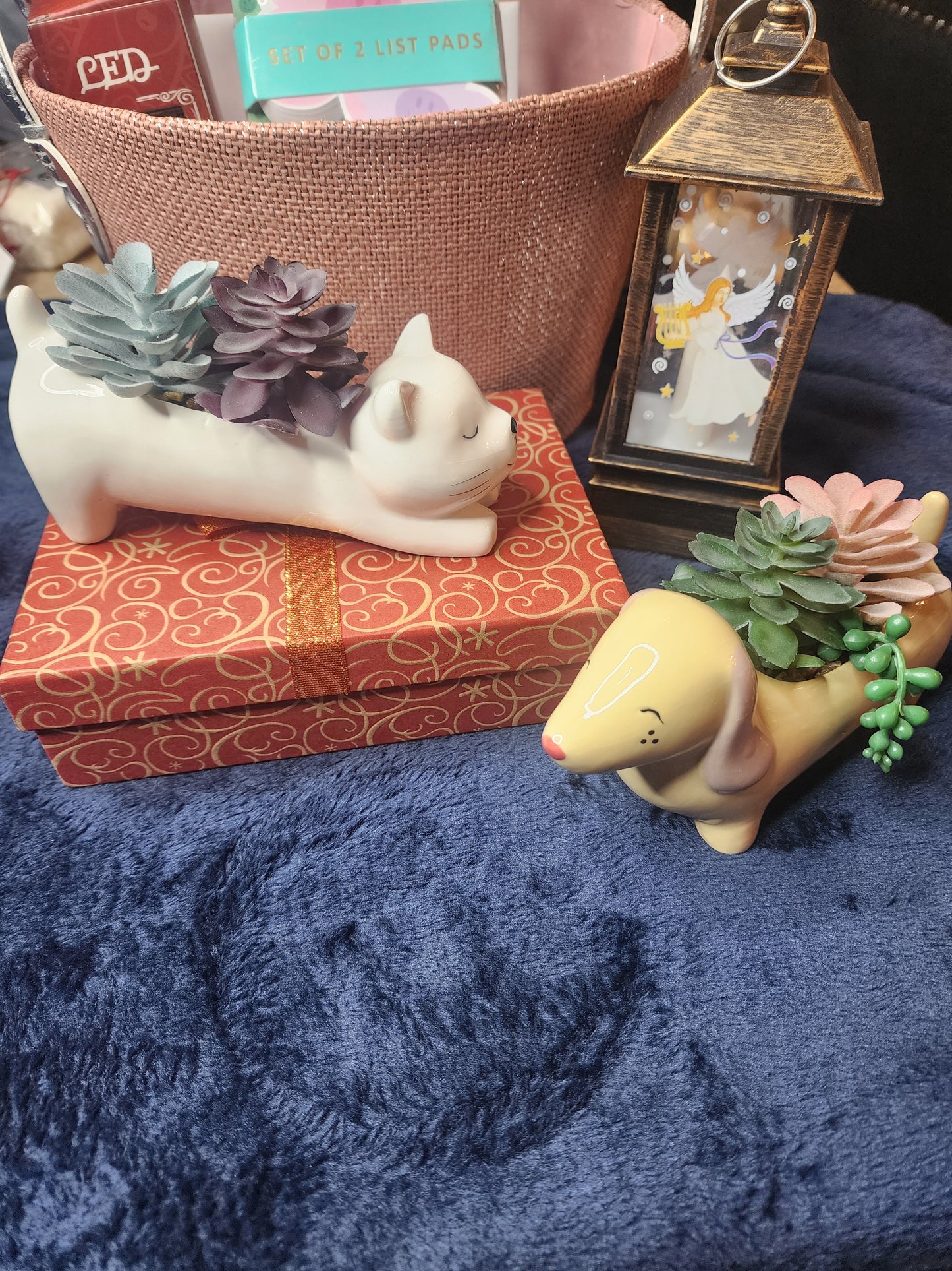 Hilda Beloved's Holiday Office Décor Gift Basket- Pet edition