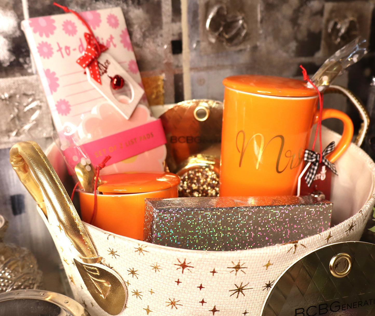 Cozy Duo Décor Gift Basket - She and Her edition