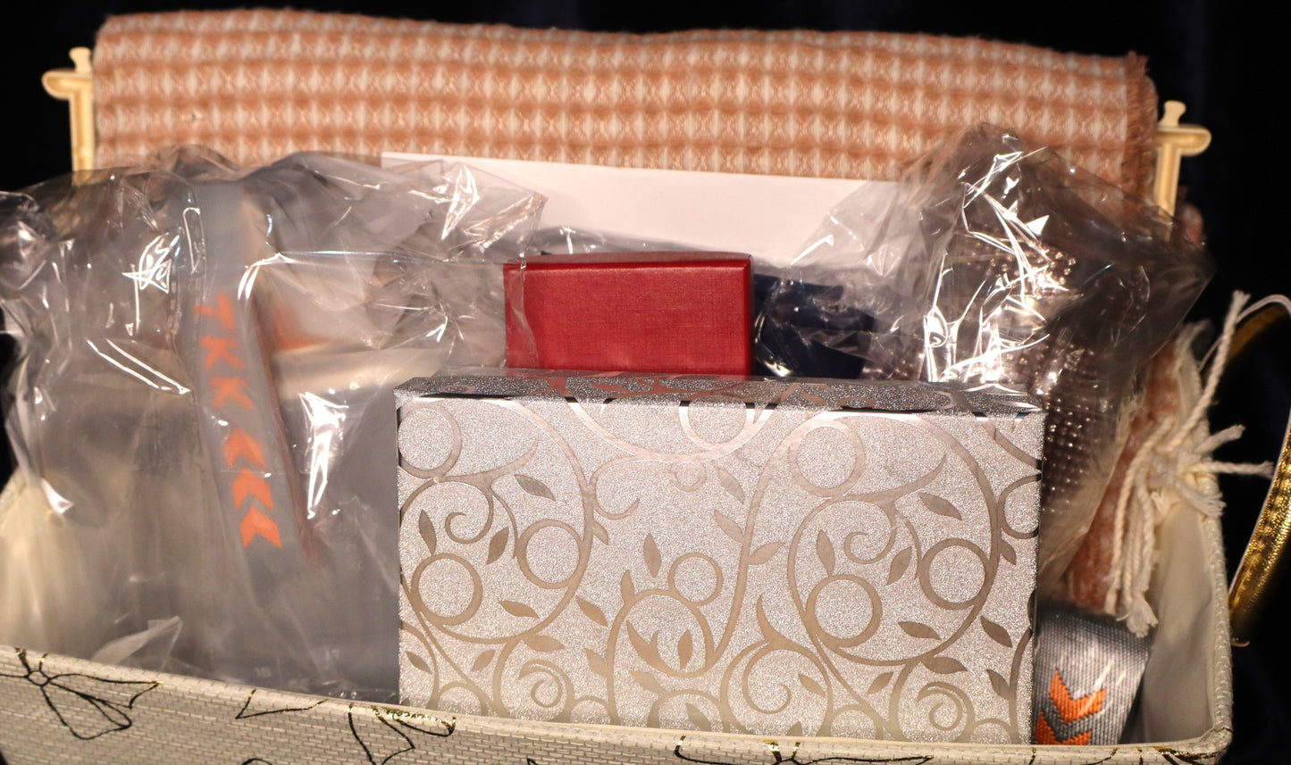 Glam & Sport Water Duo Italy Gift Basket