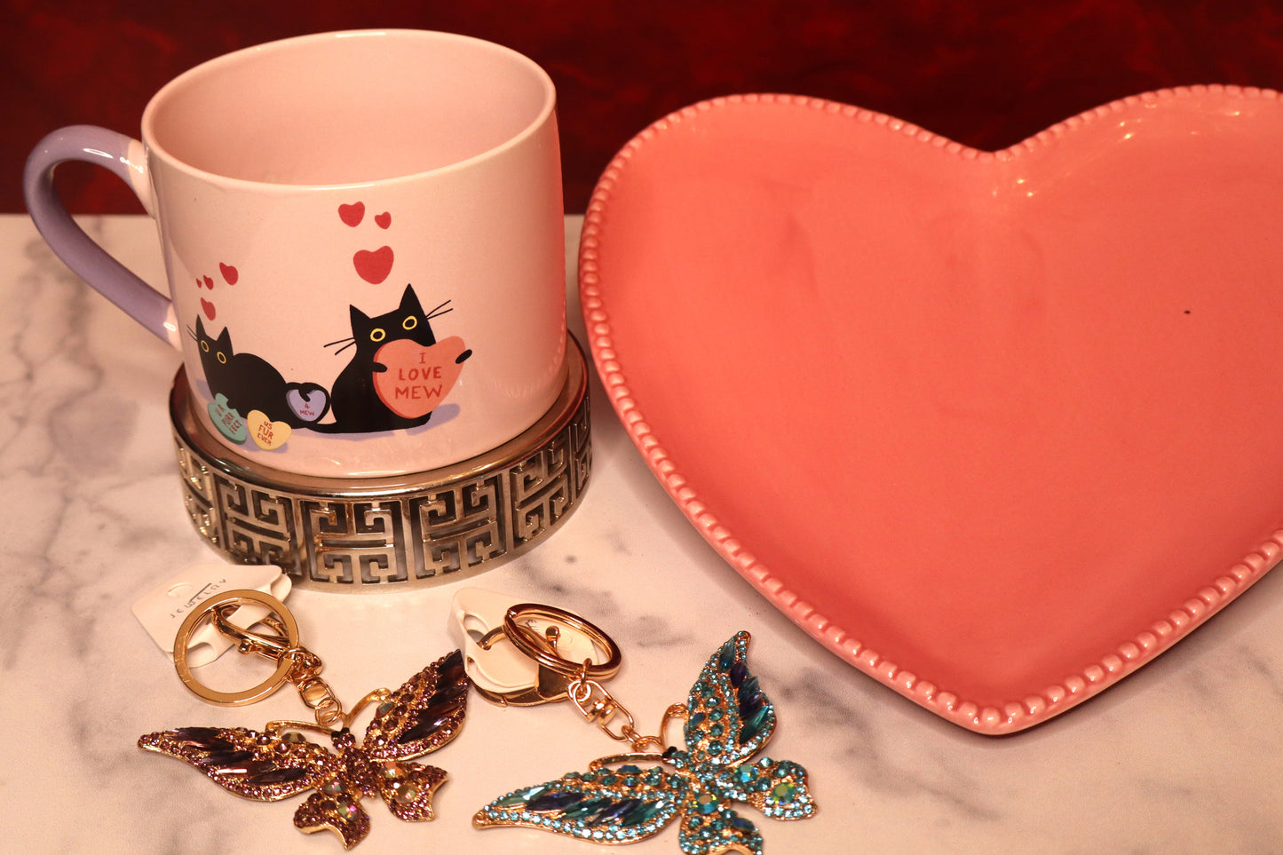Cat Love & Charm Gift Basket