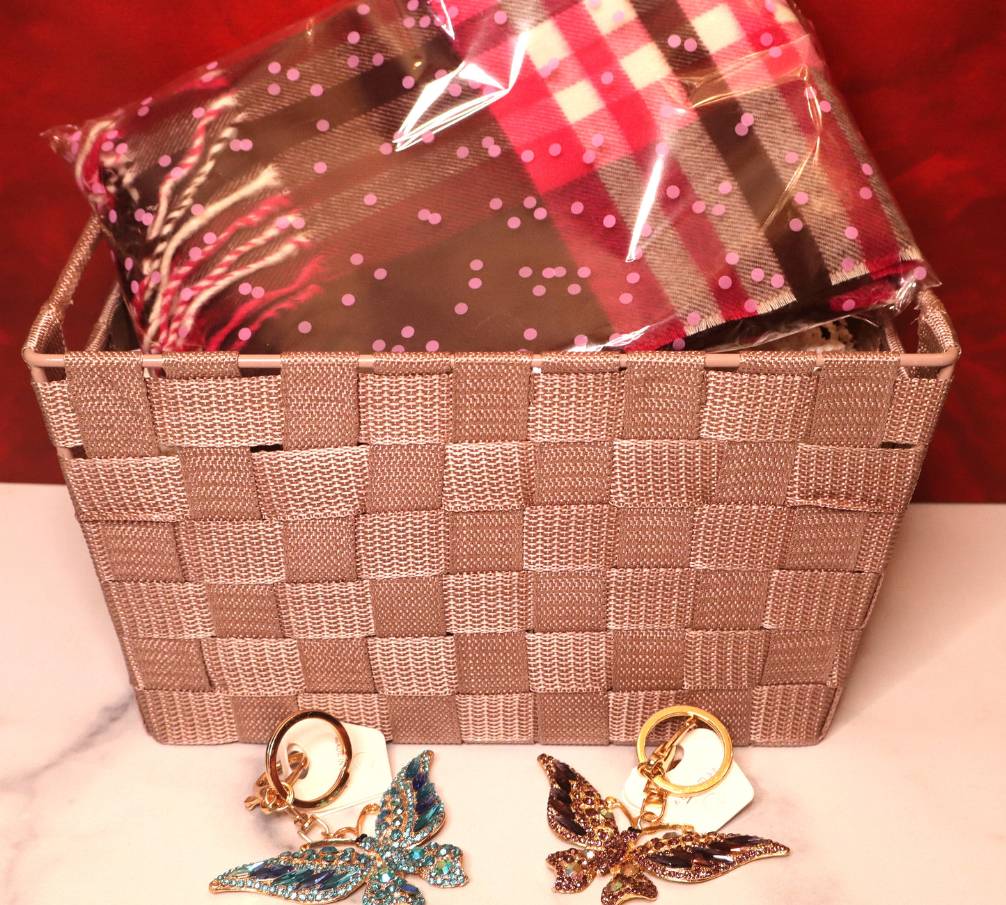 Cat Love & Charm Gift Basket