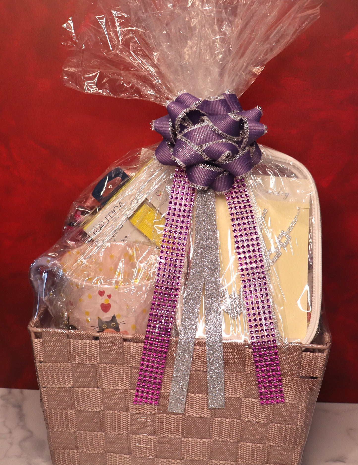 Cat Love & Charm Gift Basket