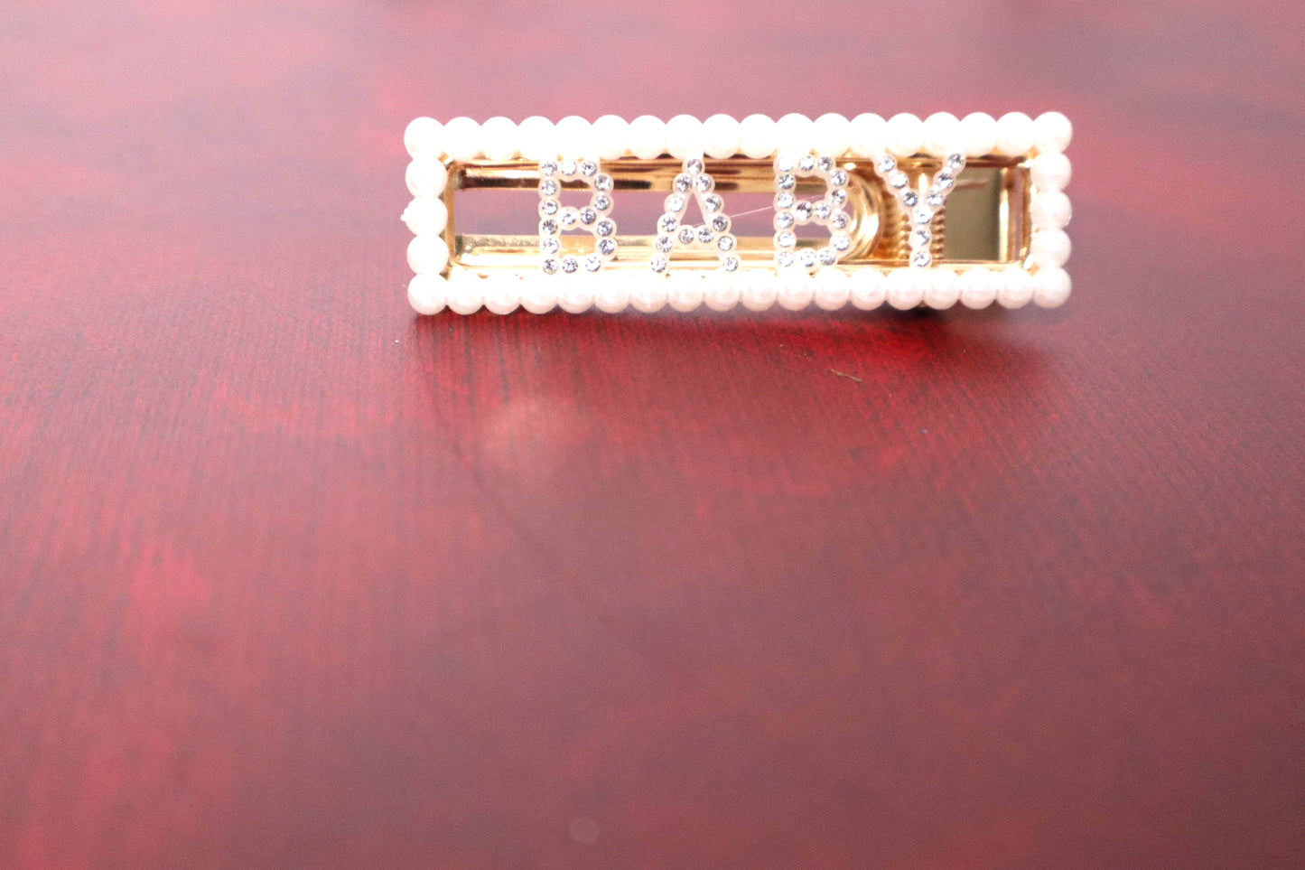 BABY & KISS Pearl Hair Clip Set