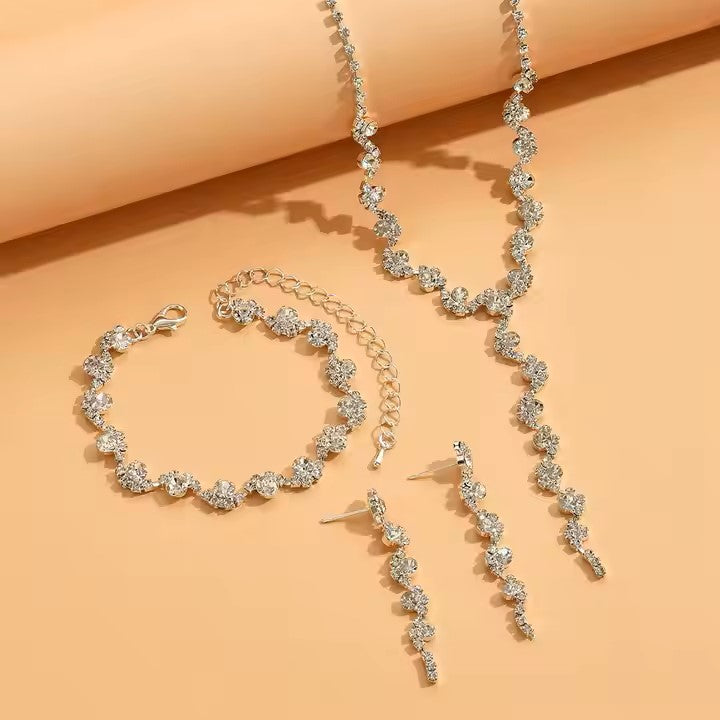 Glam for Mom Bundle – Only $39.99!