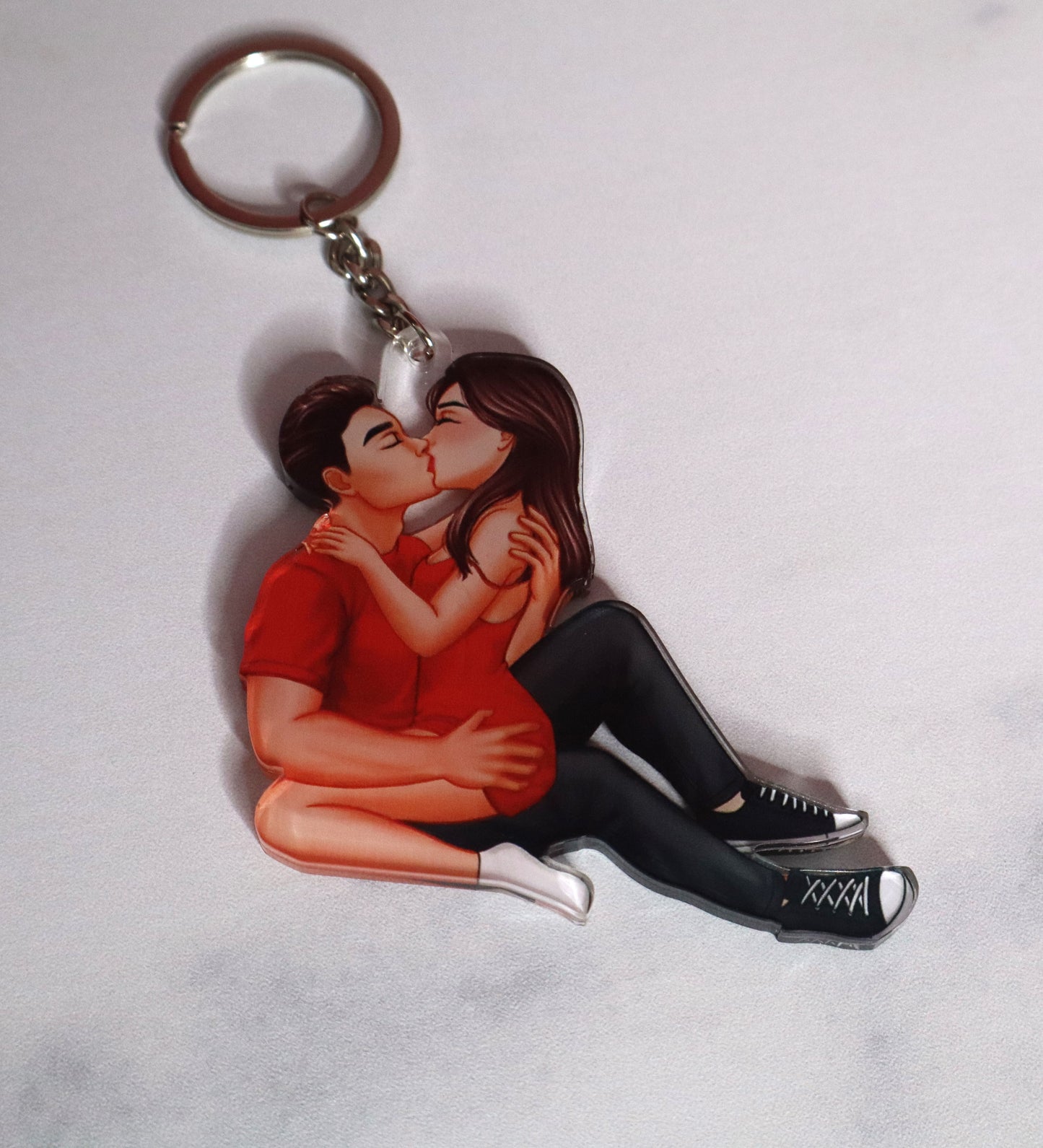 White Lovers Kissing Keychain